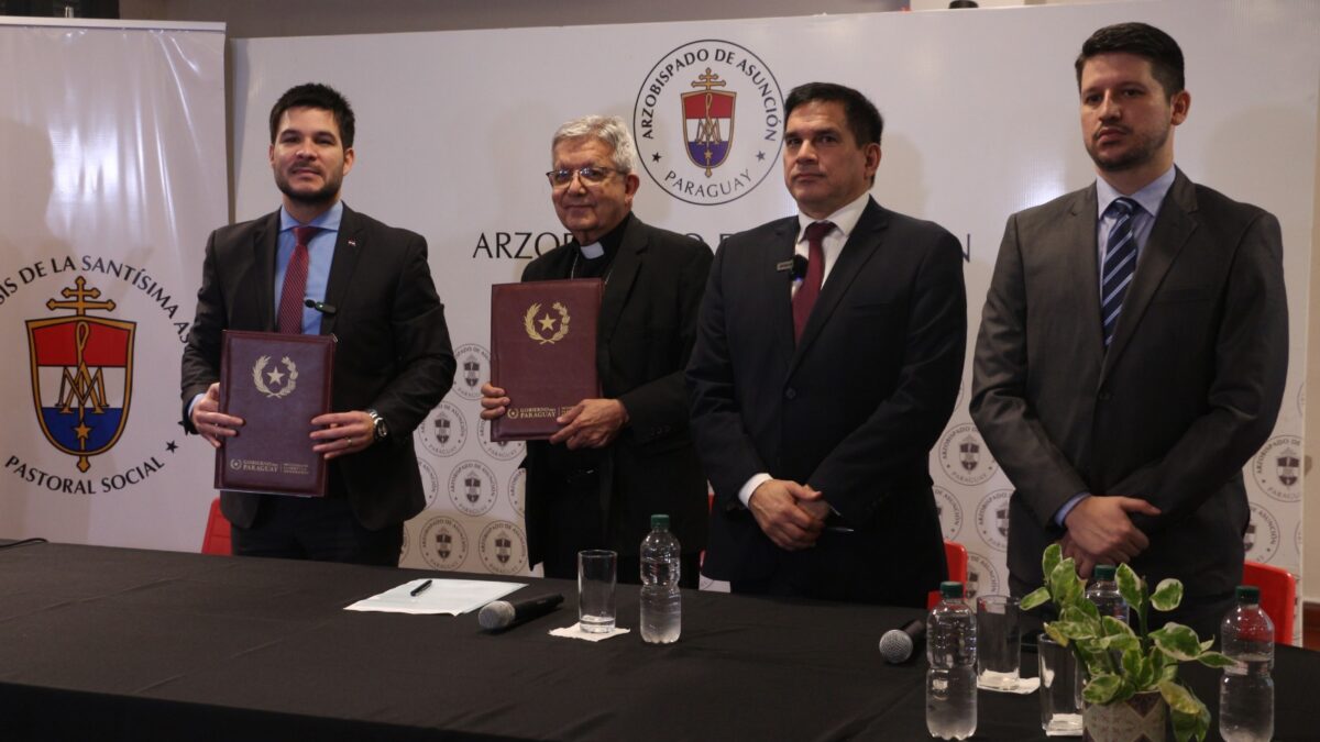 Firma de Convenio para la Refacción e Implementación del Centro de Atención Integral al Adolescente