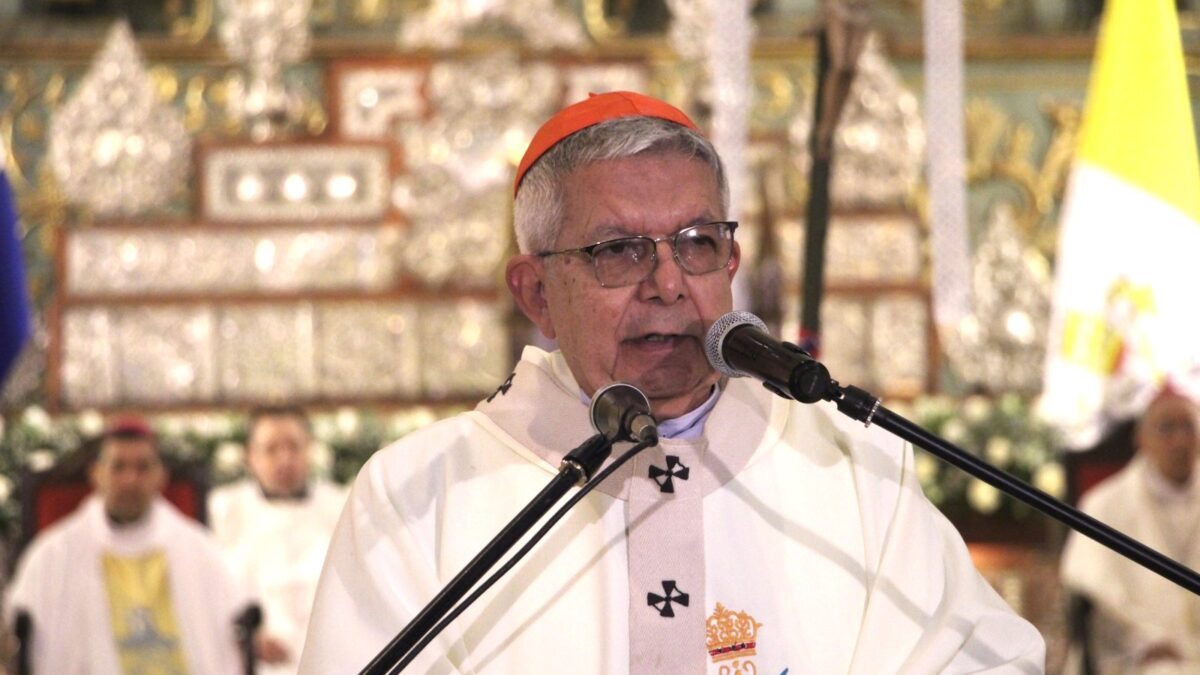 Homilía | Cardenal Adalberto Martínez: “Preservémonos de la corrupción y practiquemos la justicia” – 15 de agosto 2025