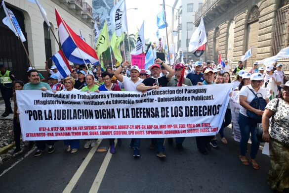 Protestas por la Reforma de la Caja Fiscal