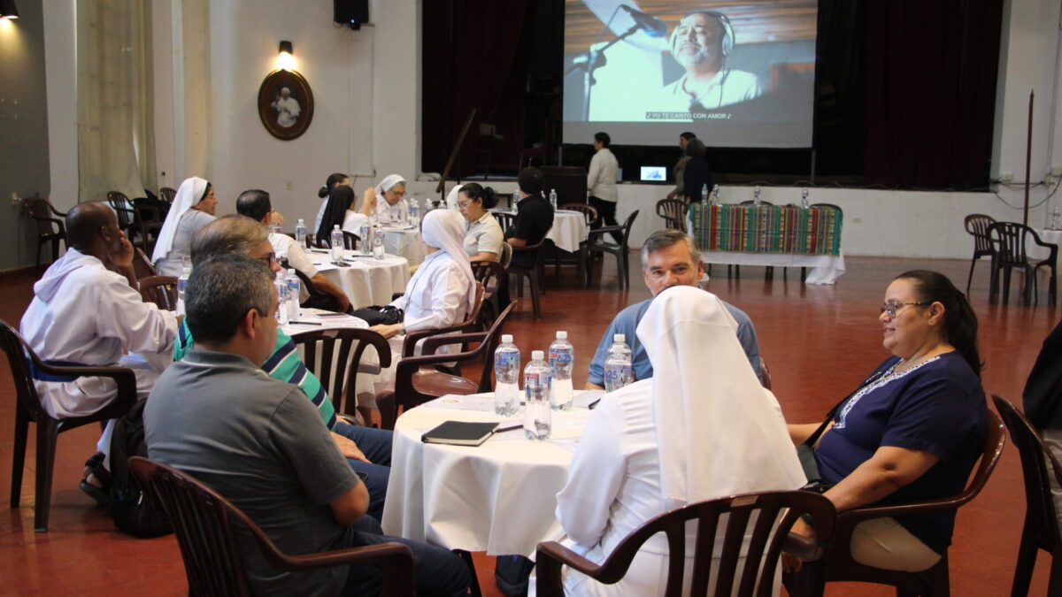 Encuentro Sinodal de Superiores Mayores se realizó en el Seminario Metropolitano de Asunción