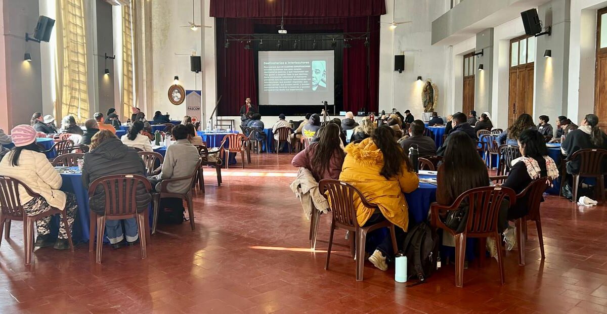Mensaje del Cardenal Adalberto Martínez Flores en el marco del VI Taller “Comunicar en la Iglesia”