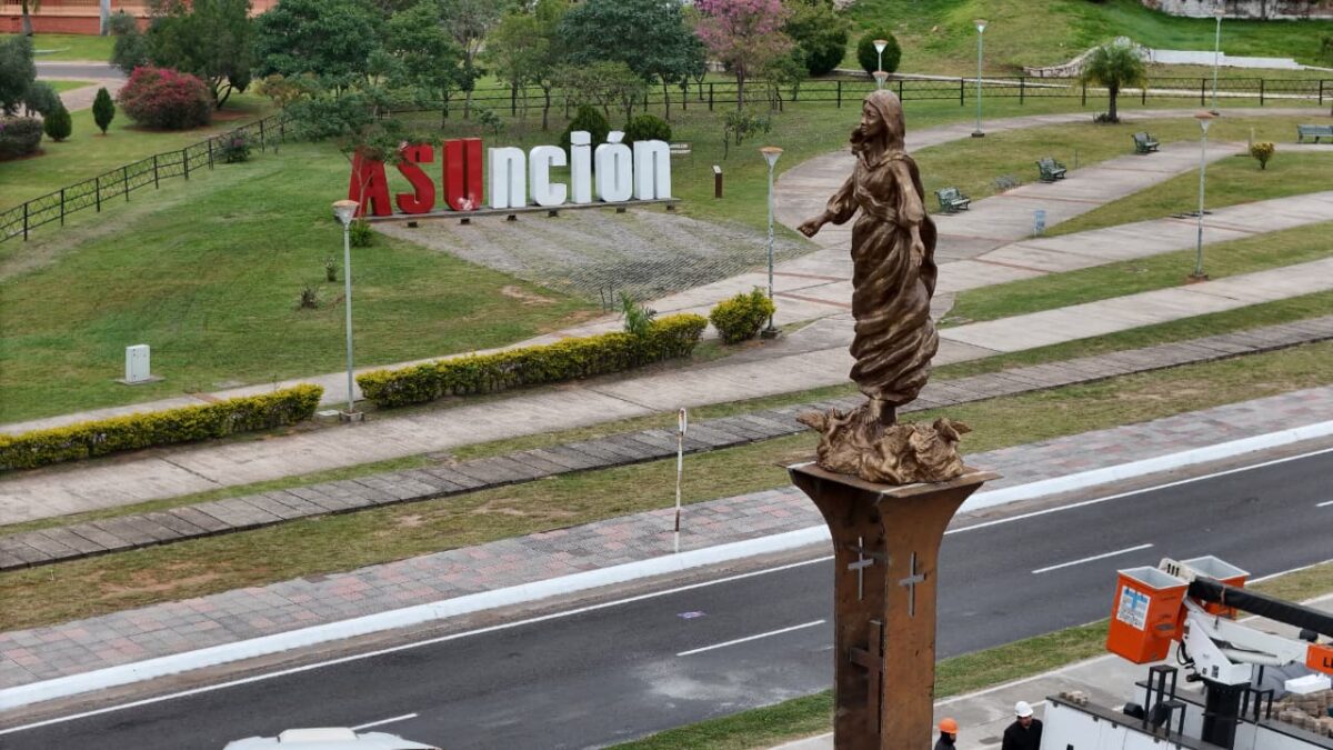 Inauguración y bendición del monumento a la Virgen Nuestra Señora de la Asunción