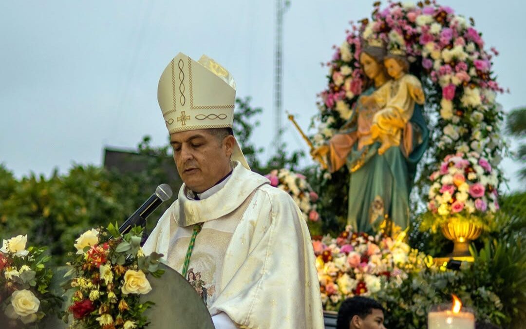 Entrevista| Monseñor Gabriel Escobar: “Vemos y experimentamos muchas injusticias; no podemos ser indiferentes”